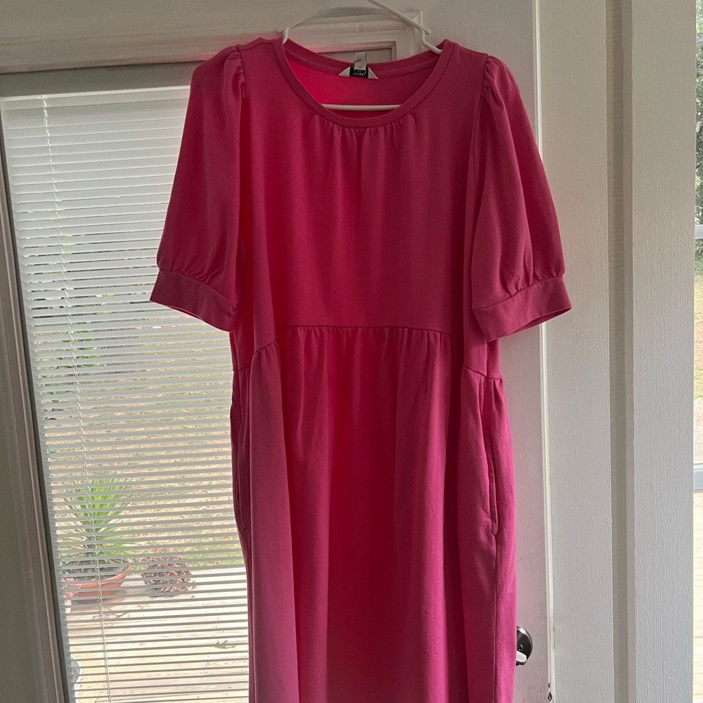 Got Pink Crown & Ivy Dress - M